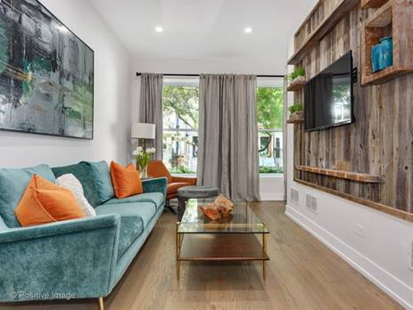 2433 N Janssen Ave in Chicago, IL - Building Photo - Building Photo