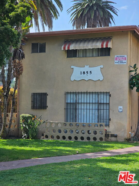 1855 S Victoria Ave in Los Angeles, CA - Building Photo - Building Photo