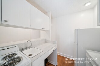 7545 Hampton Ave in West Hollywood, CA - Building Photo - Building Photo