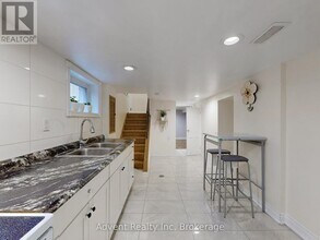 45 Enfield Ave in Toronto, ON - Building Photo - Building Photo