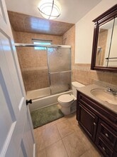 56 Pilgrim Rd in Watertown, MA - Foto de edificio - Building Photo