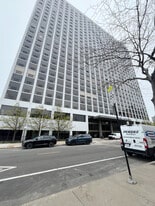 4343 N Clarendon Ave in Chicago, IL - Building Photo