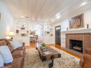 32 Margranita Crescent in Austin, TX - Building Photo - Building Photo