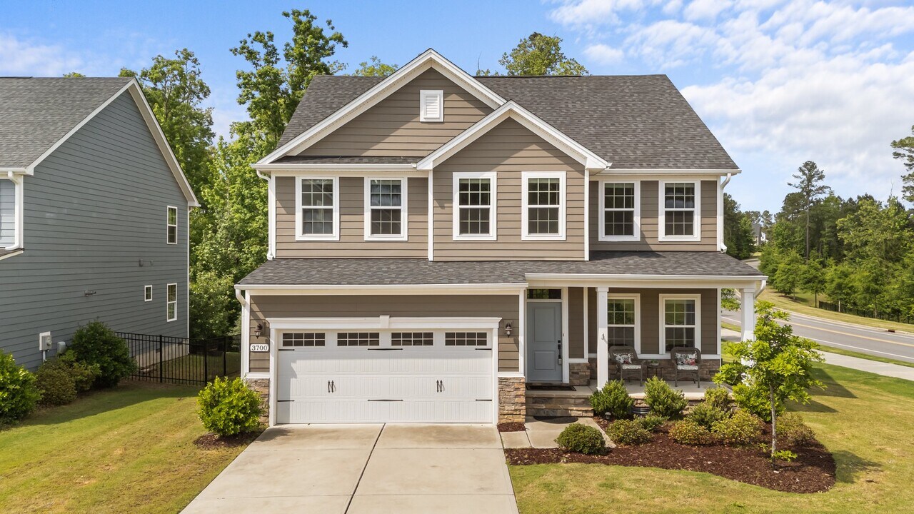 3700 Horton Hill Dr in New Hill, NC - Foto de edificio
