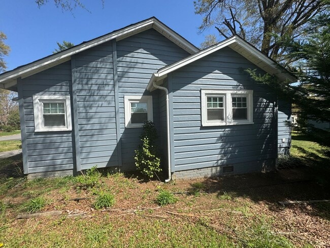 809 W Gold St in Kings Mountain, NC - Building Photo - Building Photo