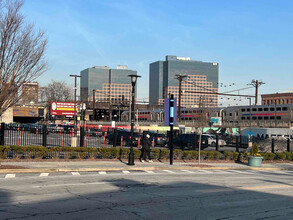 303 Washington St in Newark, NJ - Building Photo - Building Photo