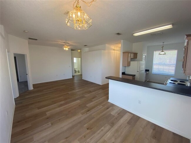 414 Ryans Ridge Ave in Eustis, FL - Building Photo - Building Photo