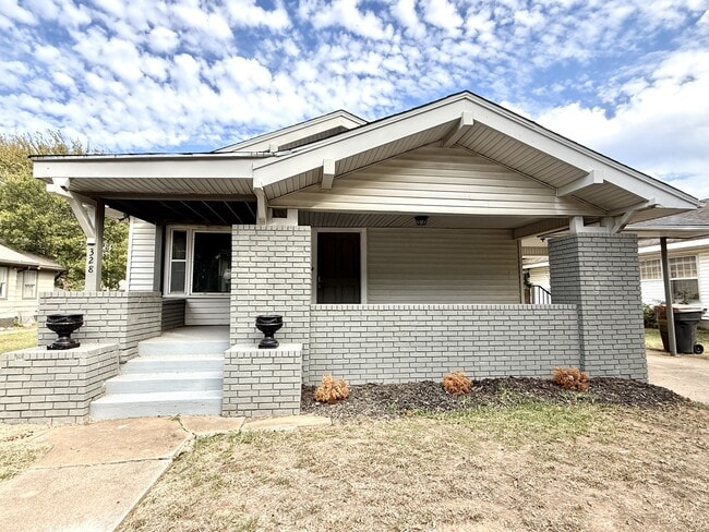property at 328 I St SW