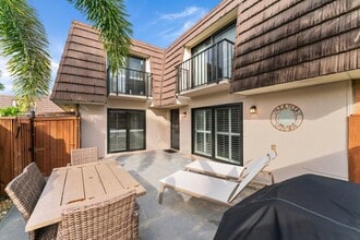 1806 18th Ct in Jupiter, FL - Building Photo - Building Photo