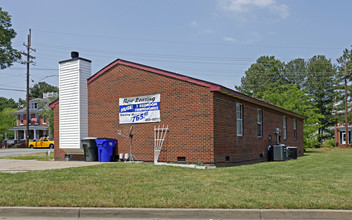 Crossroads Townhomes in Norfolk, VA - Building Photo - Building Photo