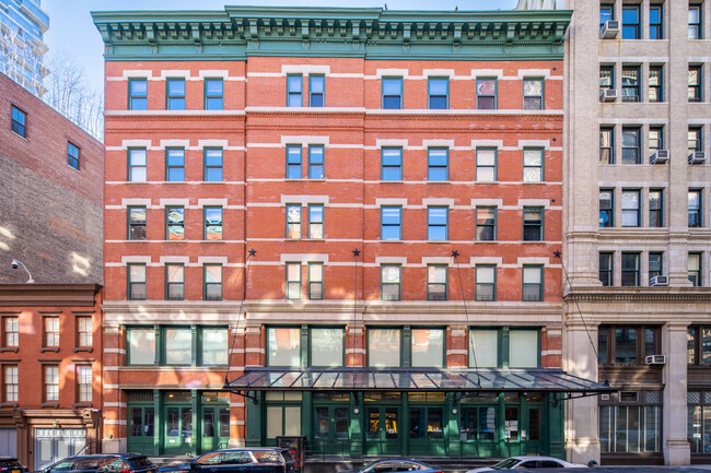 Sugar Loaf Condominium in New York, NY - Foto de edificio - Building Photo