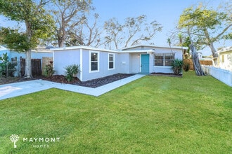 625 58th St S in Gulfport, FL - Foto de edificio - Building Photo