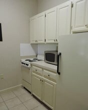 193 E Landing Dr in Jefferson, NC - Building Photo - Building Photo