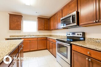 2507 Queen Bee Dr in Columbia, TN - Building Photo - Building Photo