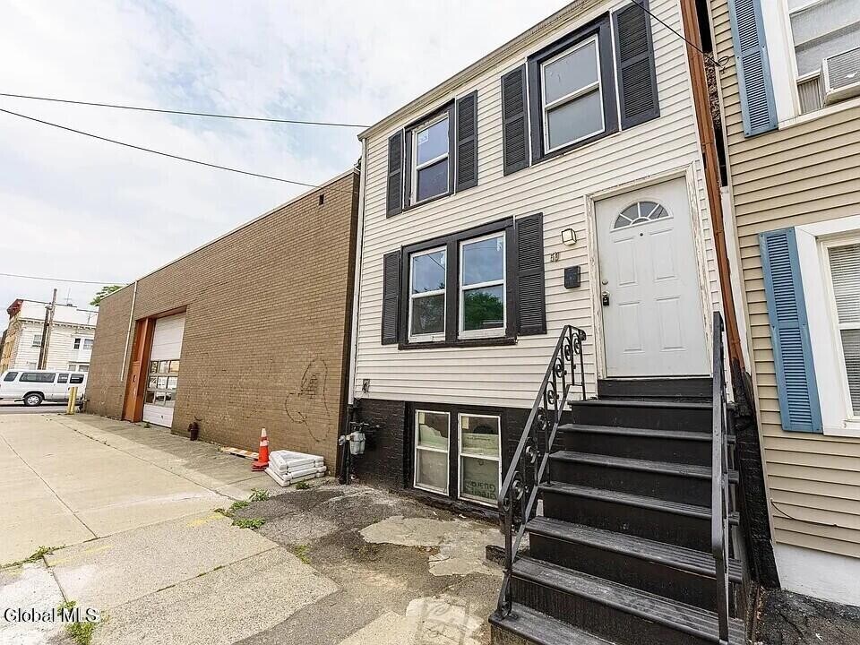 59 Bradford St in Albany, NY - Building Photo