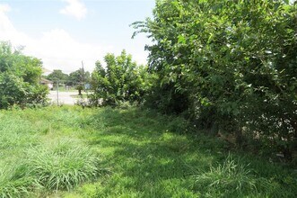 7949 Lockwood Dr in Houston, TX - Building Photo - Building Photo