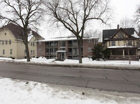 1315 S 16th St in Lincoln, NE - Building Photo