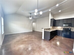 2611 Pahmeyer Rd in New Braunfels, TX - Building Photo - Building Photo