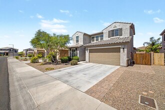 7104 W Spur Dr in Peoria, AZ - Building Photo - Building Photo