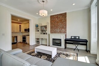 823 Washington St in Hoboken, NJ - Building Photo - Building Photo
