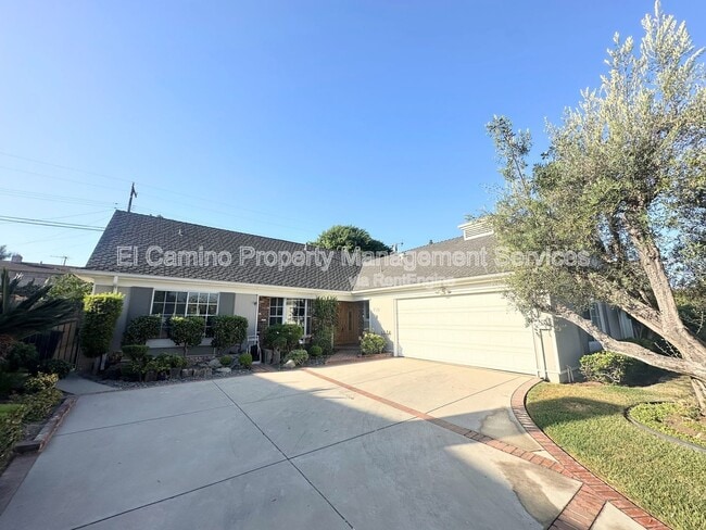 property at 750 Vinemead Dr
