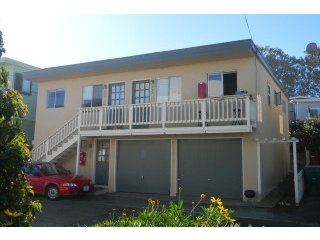 771 Mermaid Ave in Pacific Grove, CA - Building Photo