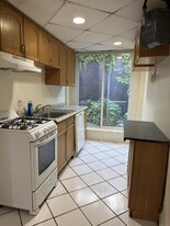 382 Riverway, Unit 3 in Boston, MA - Building Photo