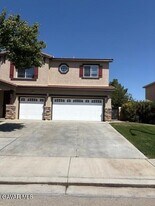 2751 Trudeau Ln in Palmdale, CA - Building Photo