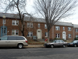 1321 Orren St NE Apartments