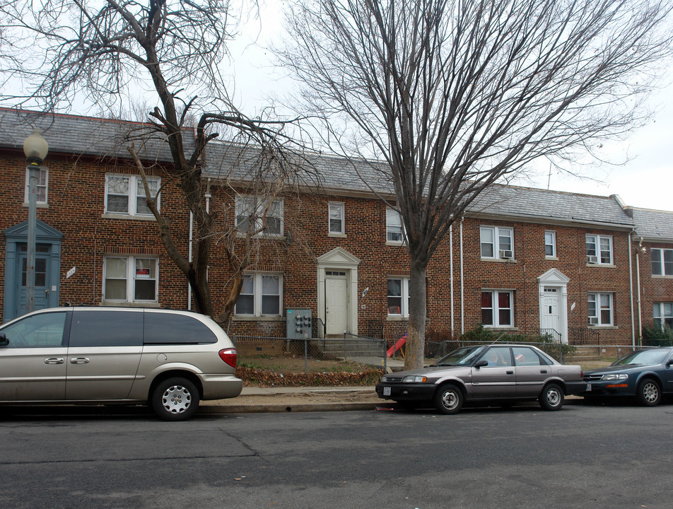 1321 Orren St NE in Washington, DC - Building Photo