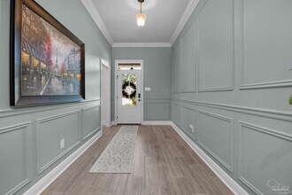 5718 Oak Hvn Ln in Gulf Breeze, FL - Foto de edificio - Building Photo