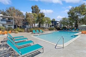 Colonnade at Fletcher Hills in El Cajon, CA - Building Photo - Building Photo