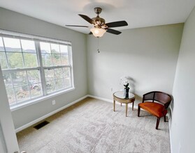 13116 Marcey Creek Rd in Herndon, VA - Building Photo - Building Photo