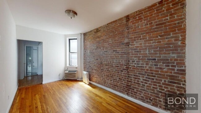 property at 322 E 89th St