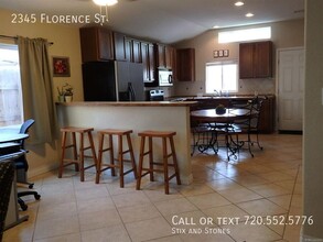 2345 Florence St in Aurora, CO - Building Photo - Building Photo