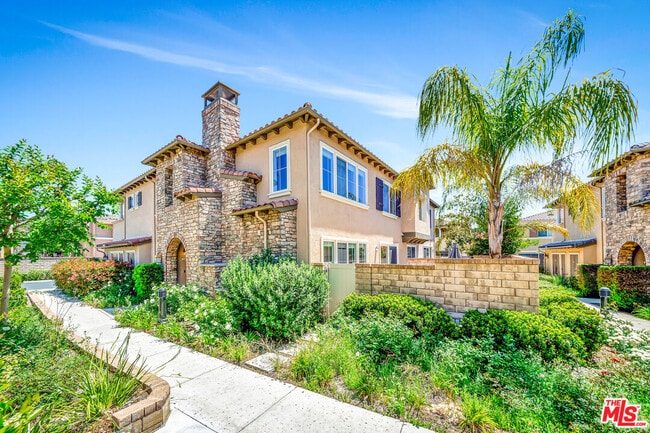property at 23904 Calle Del Sol Dr
