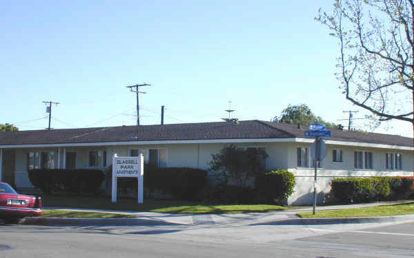 729 N Glassell St in Orange, CA - Building Photo