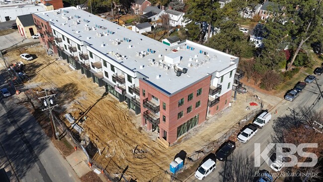 Evelyn in Richmond, VA - Building Photo - Building Photo