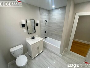 74 Wallingford Rd in Boston, MA - Building Photo - Building Photo