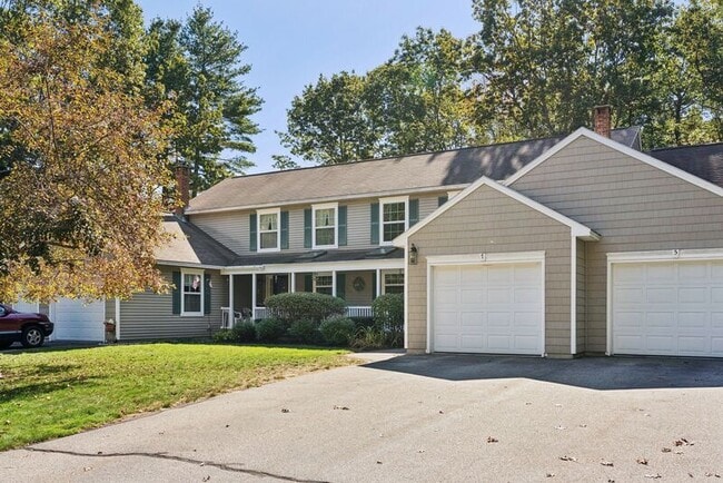 property at 7 Dunnhill Dr