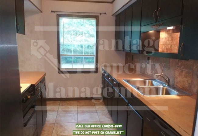 property at 2 Susan Ln