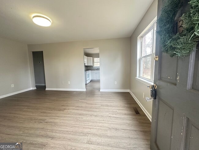 1131 White Oak Dr in Athens, GA - Building Photo - Building Photo