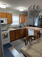 2453 S Woolery Mill Dr in Bloomington, IN - Building Photo - Building Photo