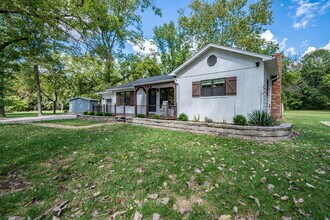 502 N Strawn Rd in Columbia, MO - Building Photo - Building Photo