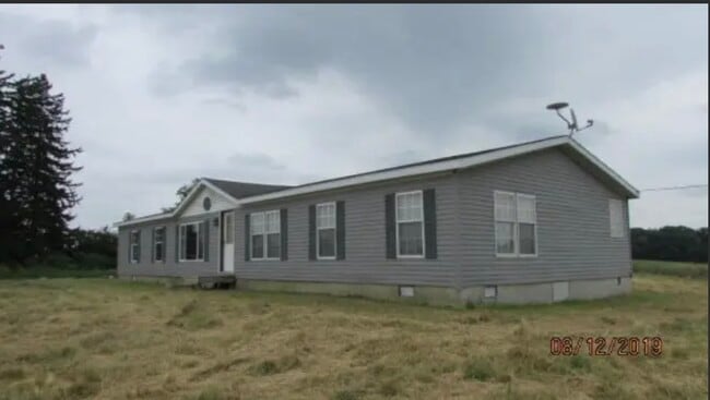 property at 4421 Tamarack Rd