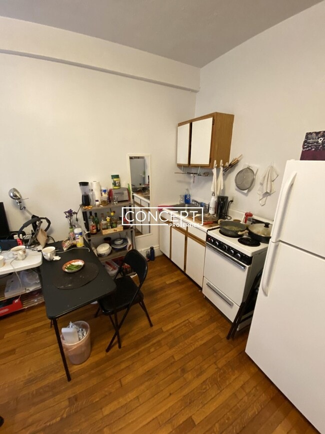 270 Huntington Ave, Unit 215 in Boston, MA - Foto de edificio - Building Photo