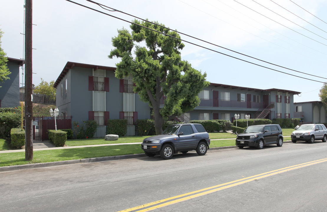 Potomac Square Apartments in San Diego, CA - Building Photo