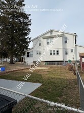 1550 Warwick Ave in Folcroft, PA - Building Photo - Building Photo