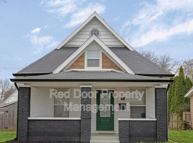 property at 843 N Oxford St