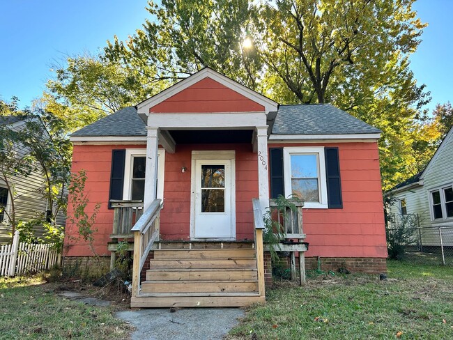 2004 Halifax Ave in Richmond, VA - Building Photo - Building Photo